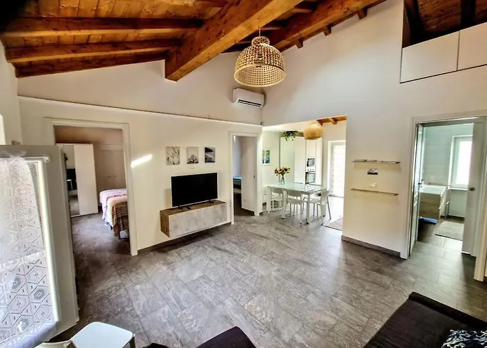 All New And Privat Parking La Graziosa Apartment